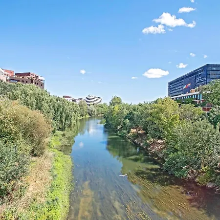 Apartment Cosy , Vue Imprenable, Parking Prive